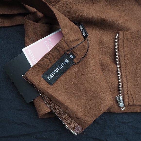 Petite Faux Suede Buckle Detail Crop Top - Picture 5 of 5